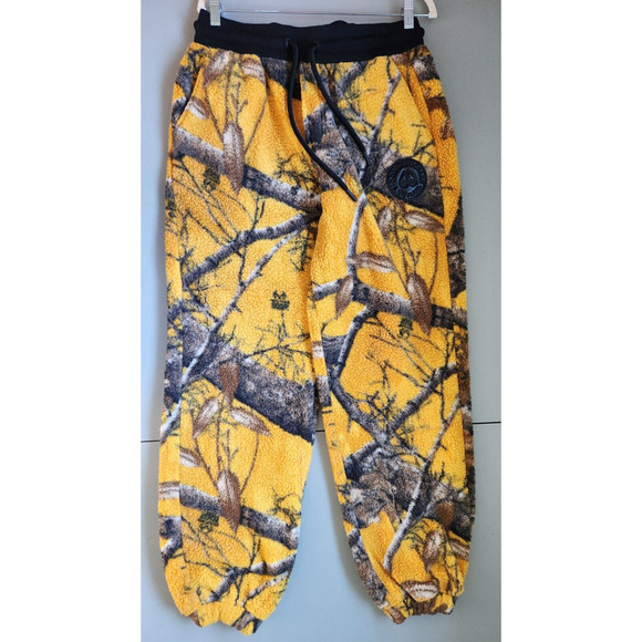NWT MOOSE KNUCKLES X Post Malone Men's Sherpa Jogger Pants Sz M Yellow #4G503 - Picture 2 of 14